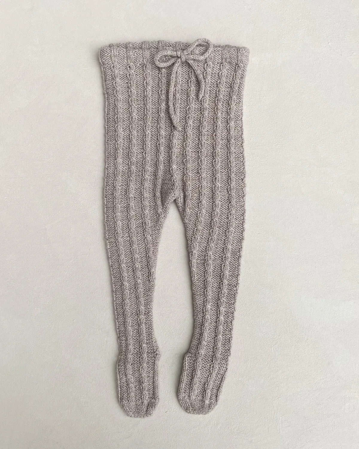 Knitting for Olive Cable Tights Strickanleitung Deutsch Baby Zopf