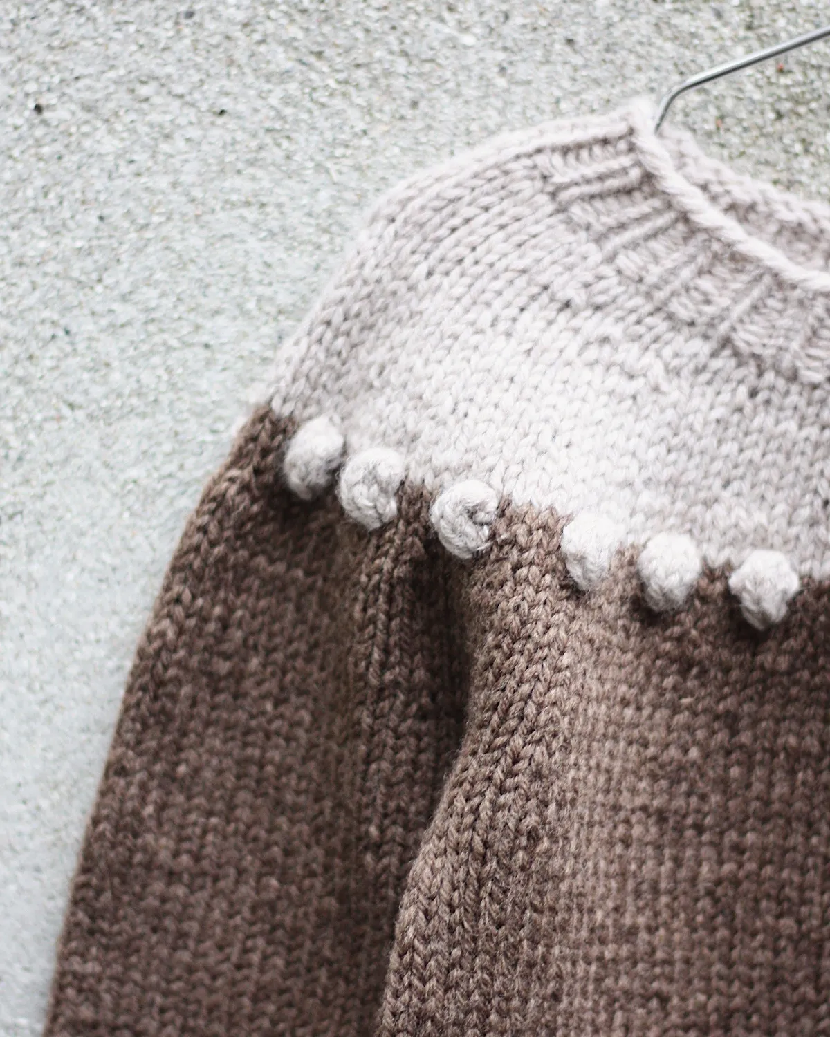 Knitting for Olive Pearls-on-a-string Strickanleitung Kinderpullover deutsch