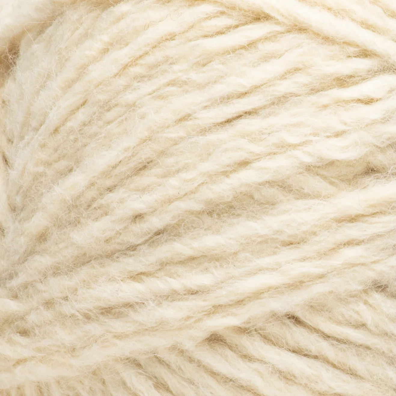 Bernat Fluffee Flauschgarn 280g Federleicht Flauschig