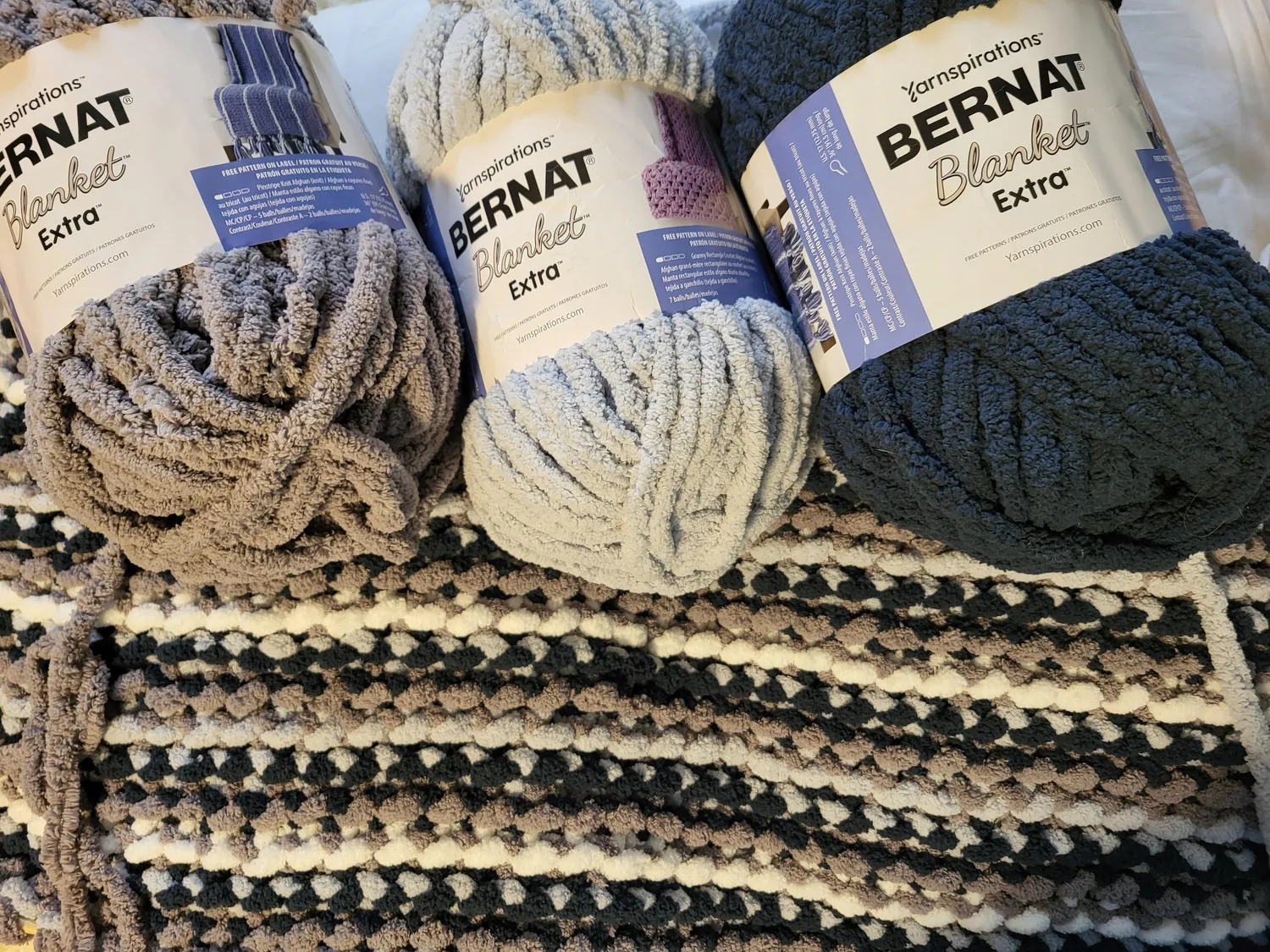 Bernat Blanket Extra Chenillegarn 300g Jumbo Weich