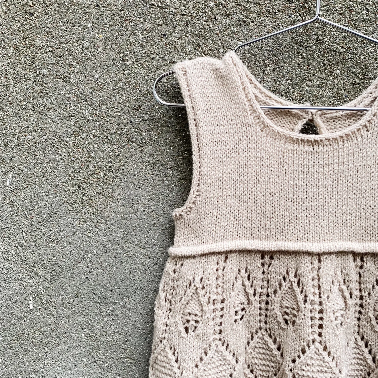 Knitting for Olive Lace Dress Strickanleitung 1-6 Jahre