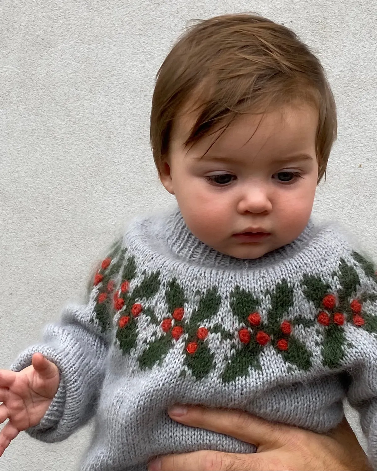 Knitting for Olive Holly Sweater Strickanleitung Kinder deutsch Rundpasse