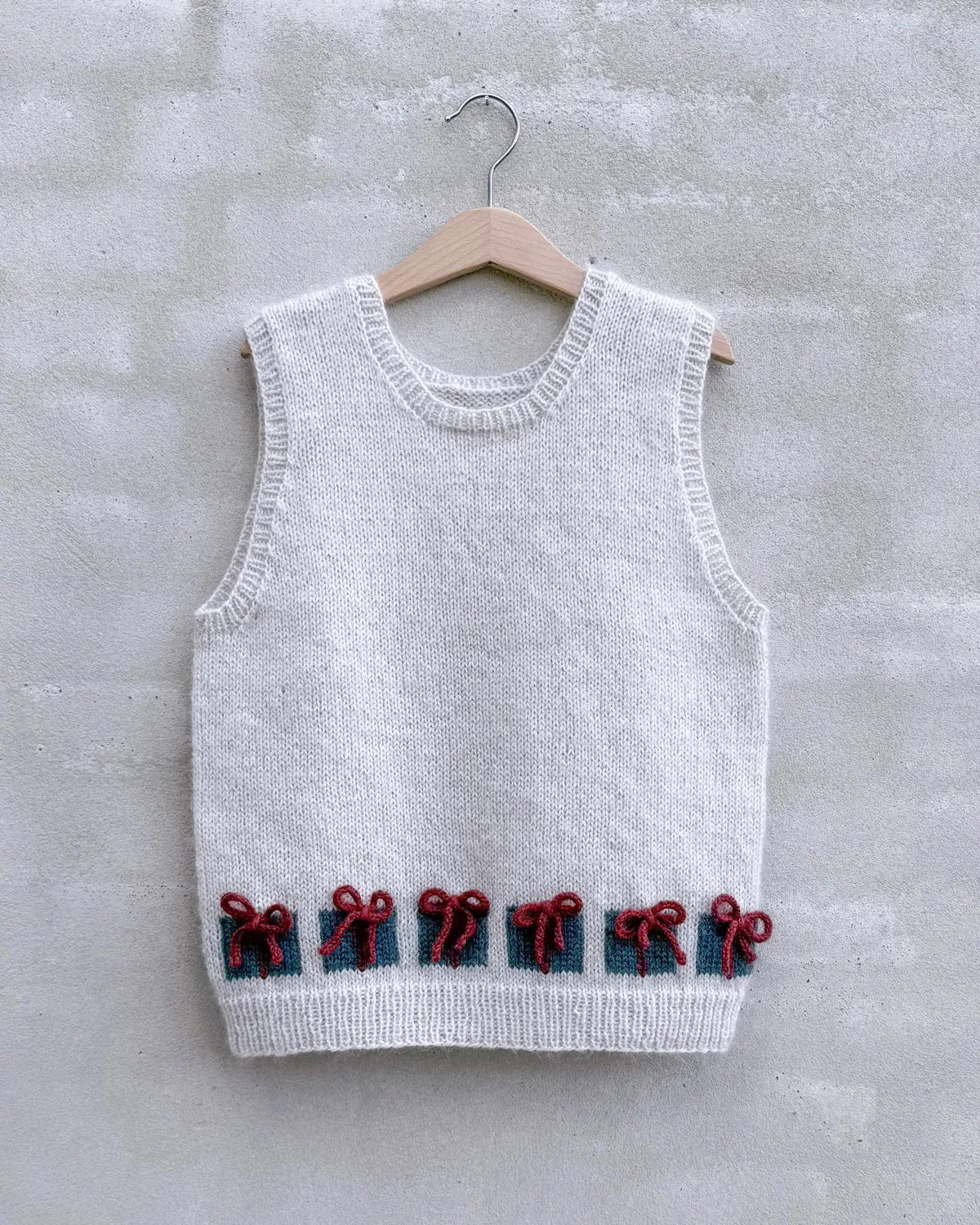 Knitting for Olive Christmas Morning Slipover Anleitung Deutsch 1-10 Jahre