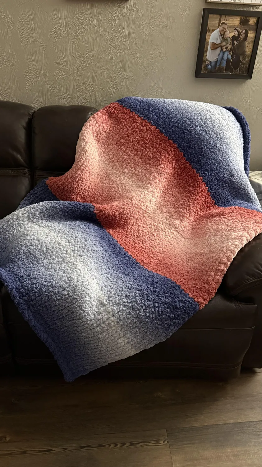 Bernat Blanket Extra Thick Garn 600g Farbverlauf