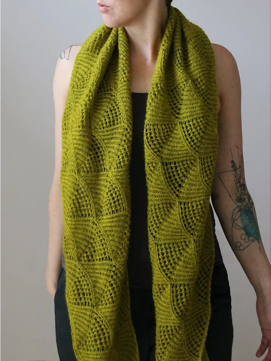 John Arbon Rainshine Shawl Strickkit Appledore DK Golden Knob