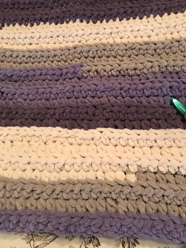 Bernat Blanket Stripes Chenillegarn 300g Streifen