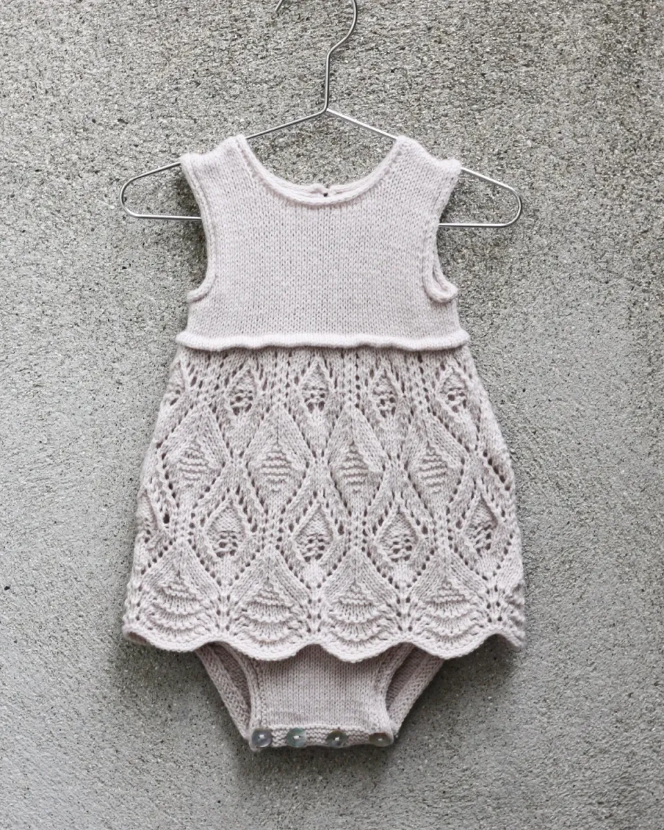 Knitting for Olive Lace Romper Dress Strickanleitung Baby Deutsch