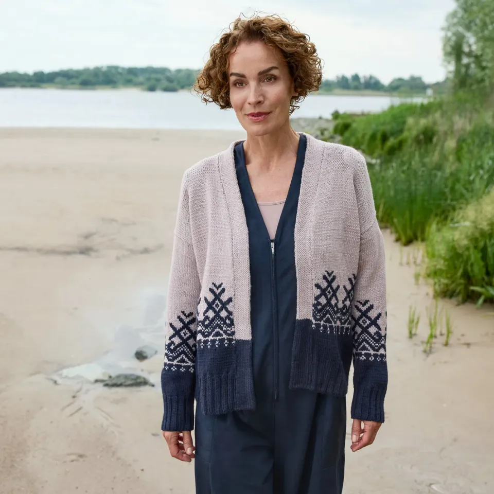 Rosy Green Wool Harbour Lights Anleitung Cardigan Colorblock