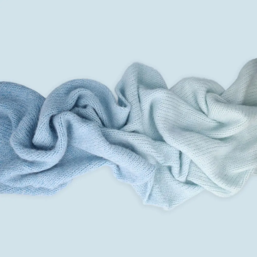 Scheepjes Snowfall 08 Nordpol Blau Garn 200g uni