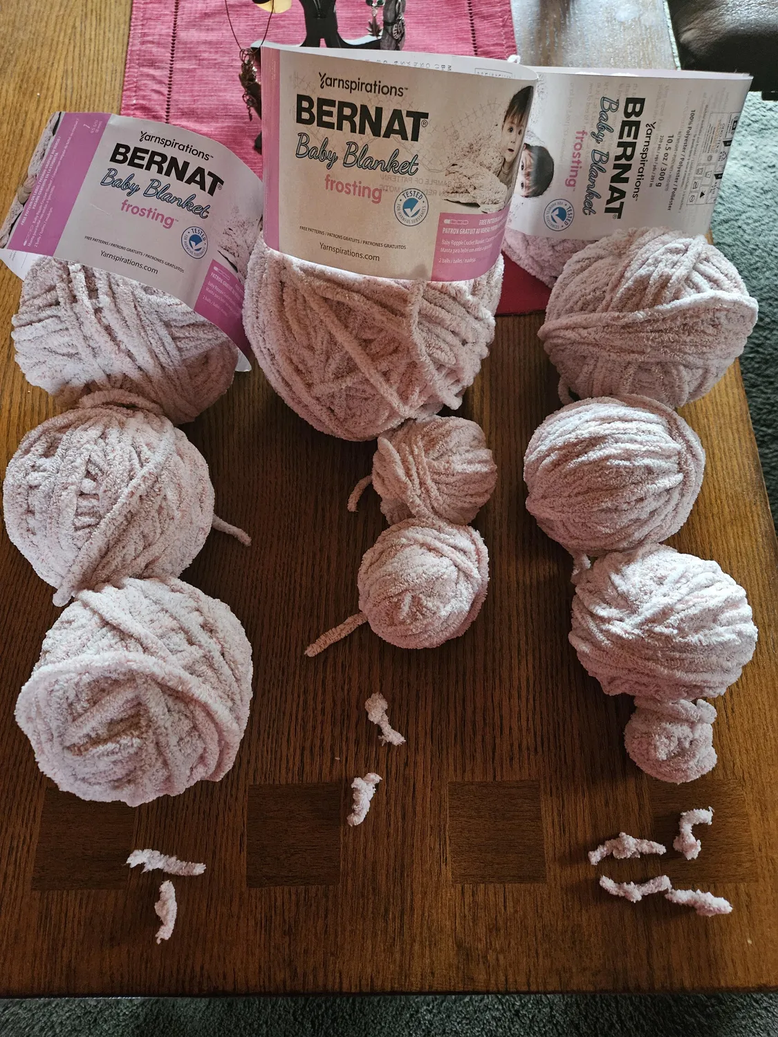 Bernat Baby Blanket Frosting Chenillegarn 300g Beere