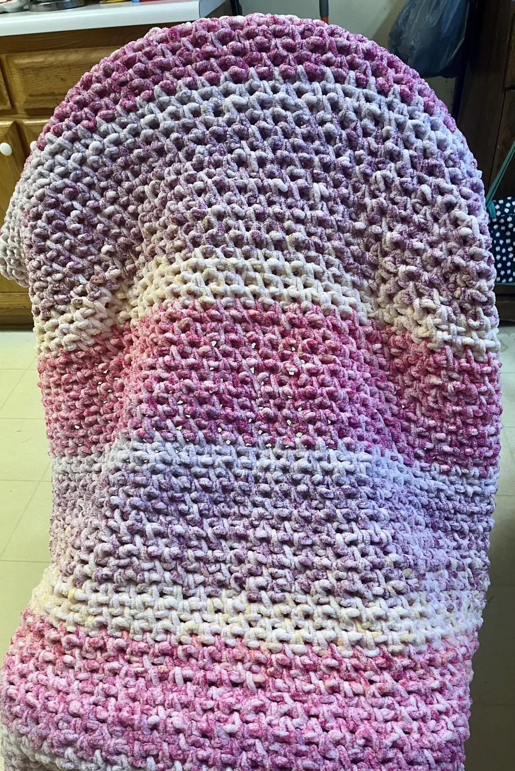Bernat Blanket Ethereal Stripes Chenillegarn 300g gesprenkelt