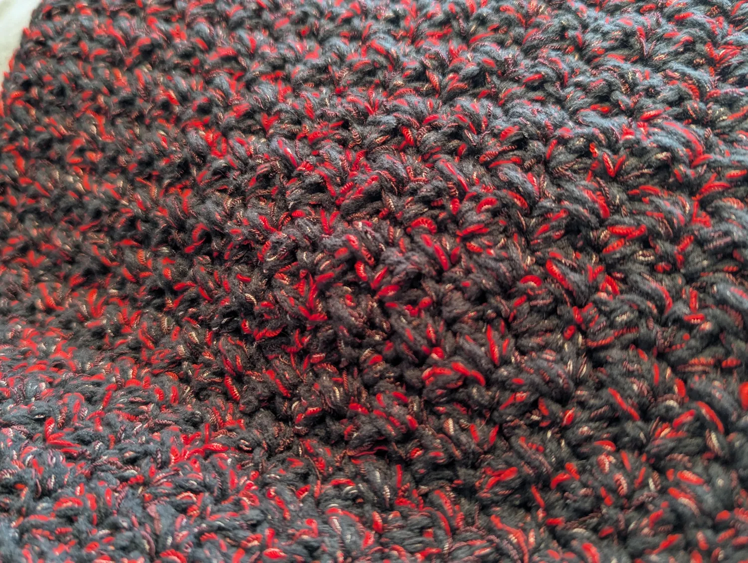 Bernat Lattice Garn 220g Effektgarn bunte Farben Polyester