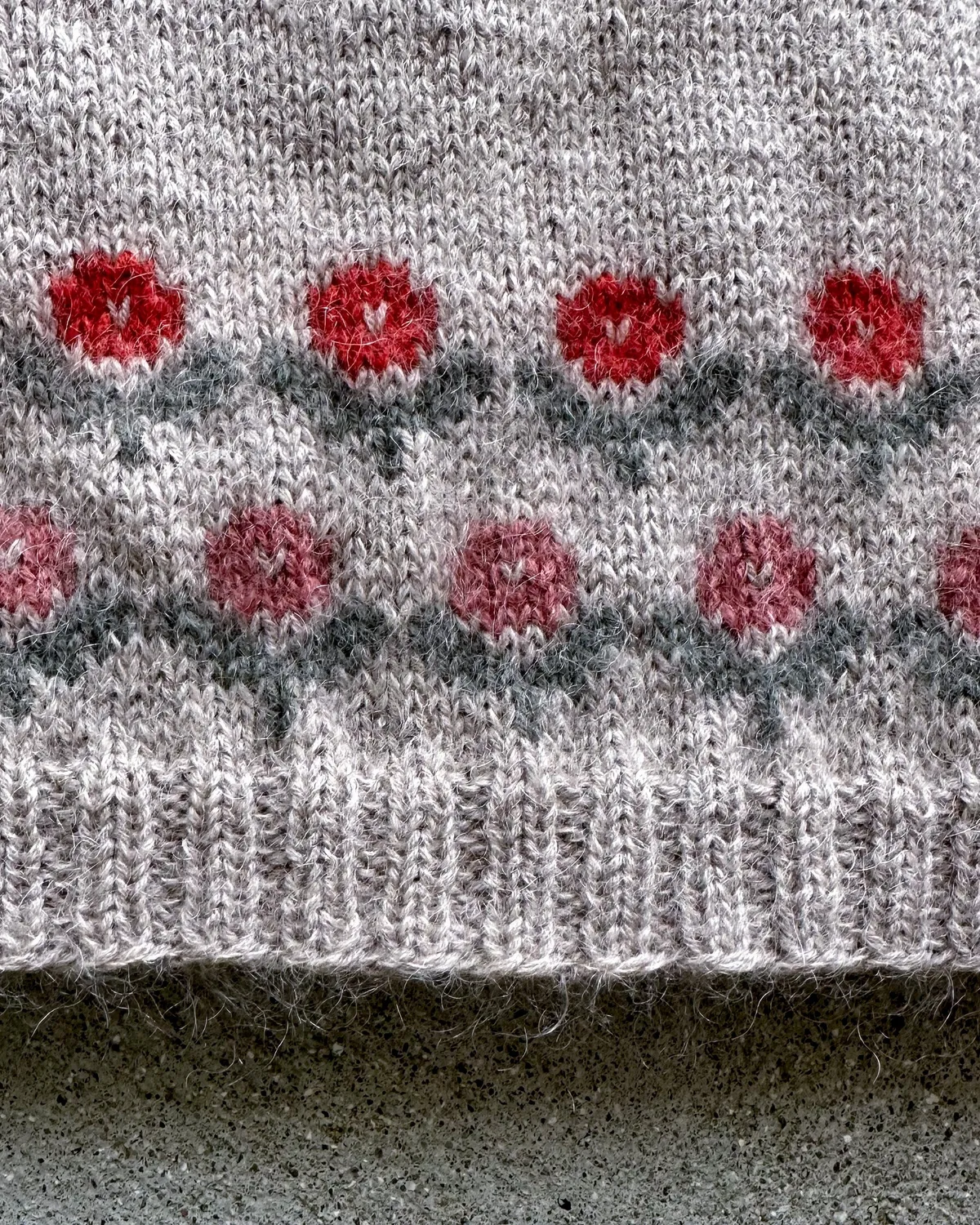 Knitting for Olive Anemone Vest Strickanleitung Deutsch Blumen