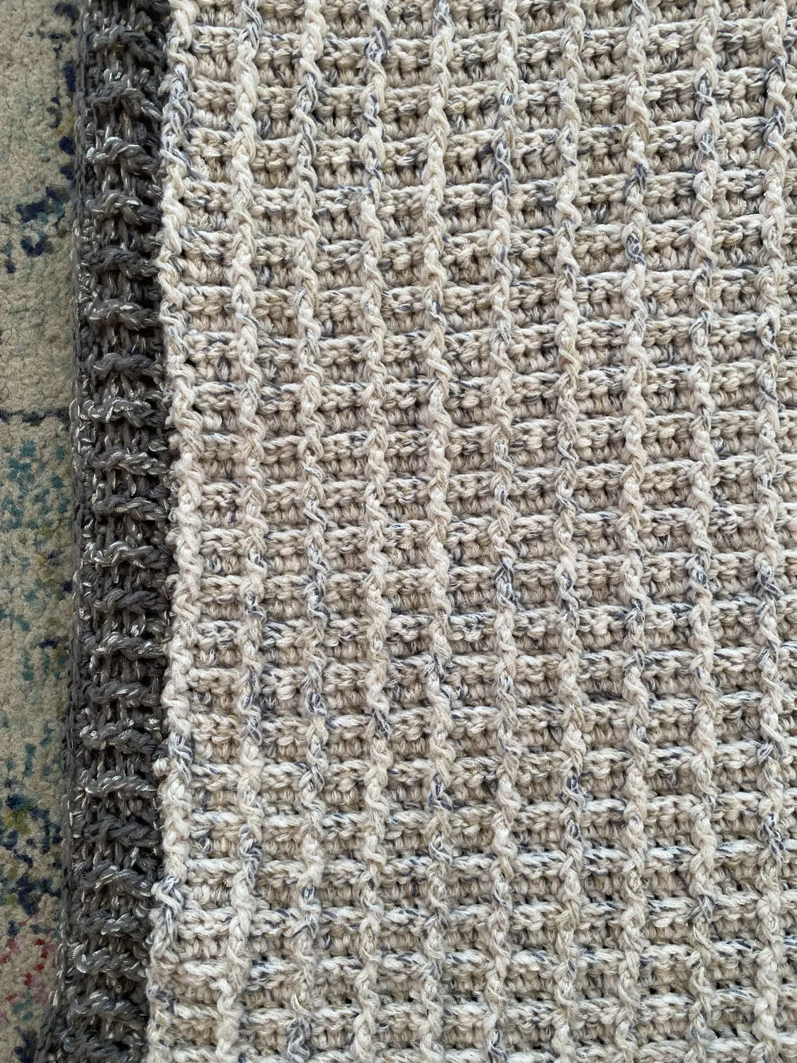 Bernat Lattice Garn 220g Effektgarn bunte Farben Polyester