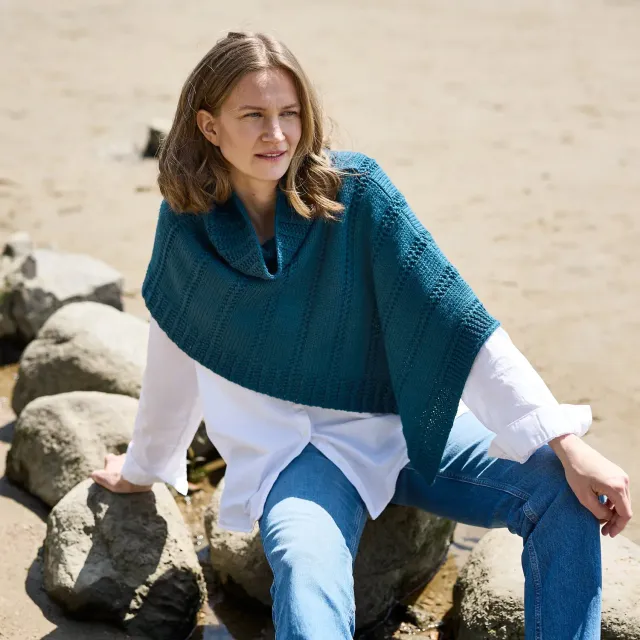 Rosy Green Wool Tenang Poncho Strickanleitung Englisch PDF