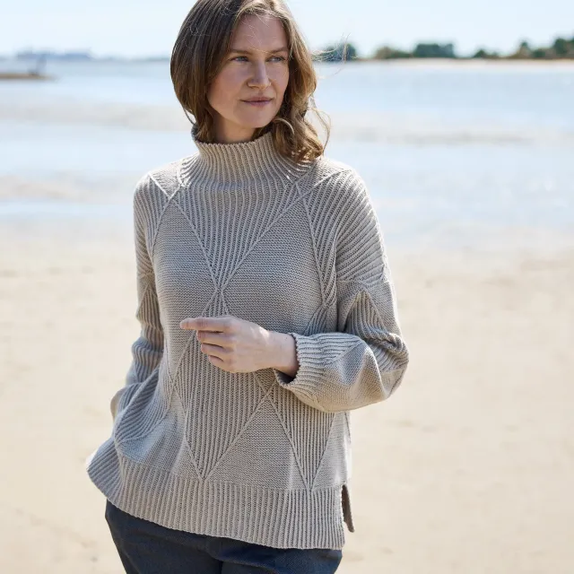 Rosy Green Wool Tyla Pullover Strickanleitung Englisch Rautenmuster