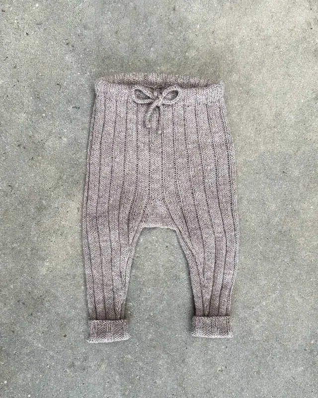 Knitting for Olive Olive's Ribbed Leggings Anleitung Deutsch Ripp