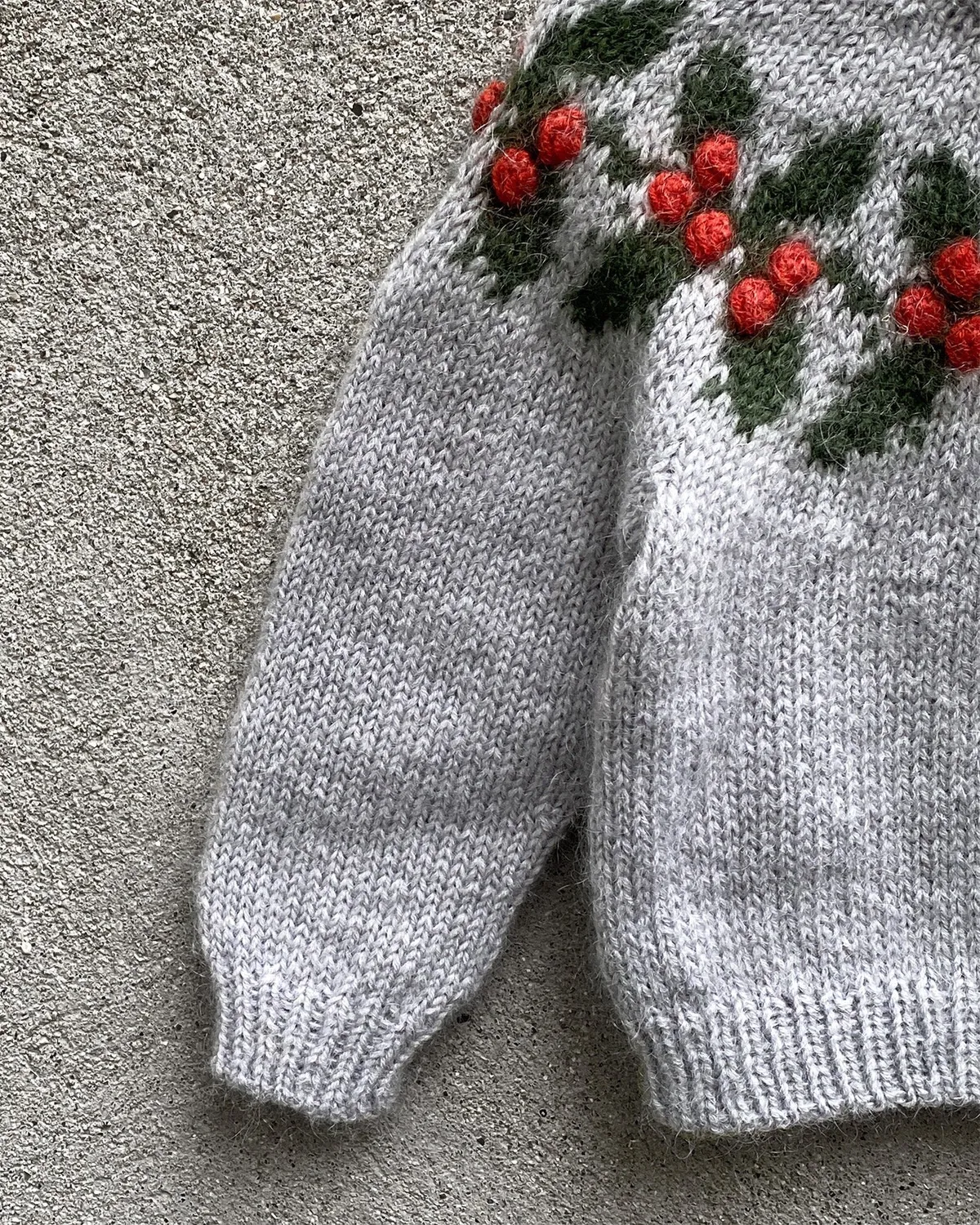 Knitting for Olive Holly Sweater Strickanleitung Kinder deutsch Rundpasse