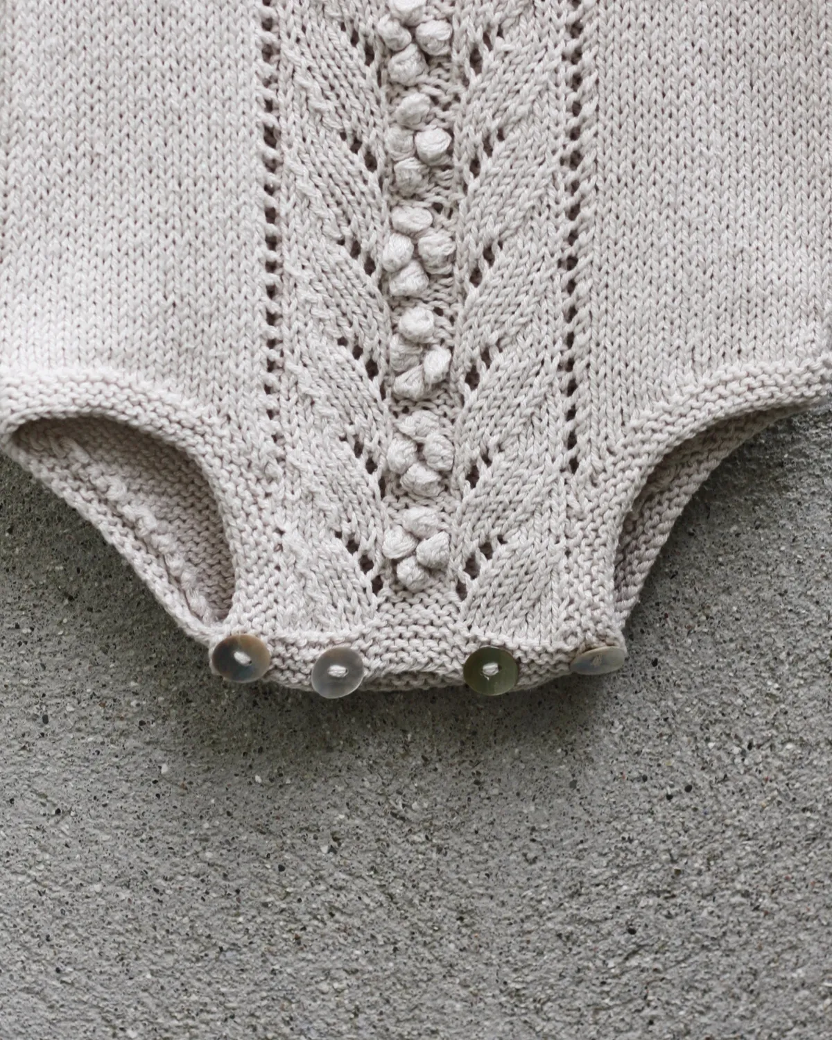 Knitting for Olive Blueberry Romper Anleitung 3-24 Monate