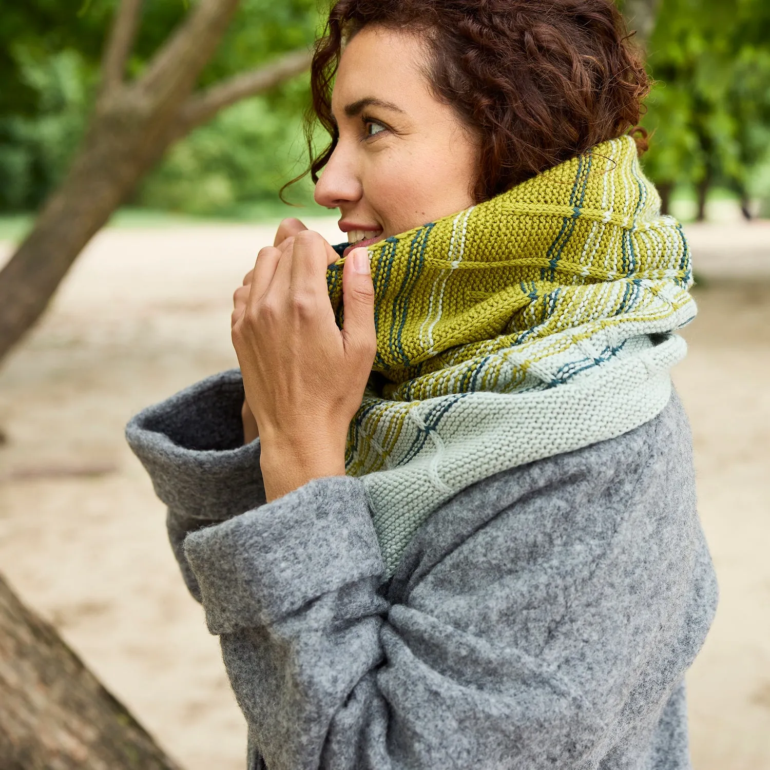Rosy Green Wool Canto Cowl Strickanleitung PDF Ombré