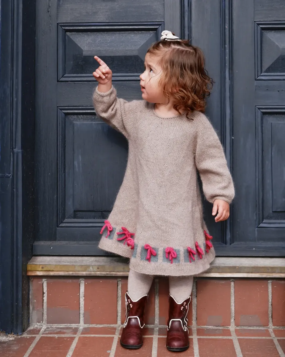 Knitting for Olive Christmas Morning Dress Anleitung deutsch 1-8J