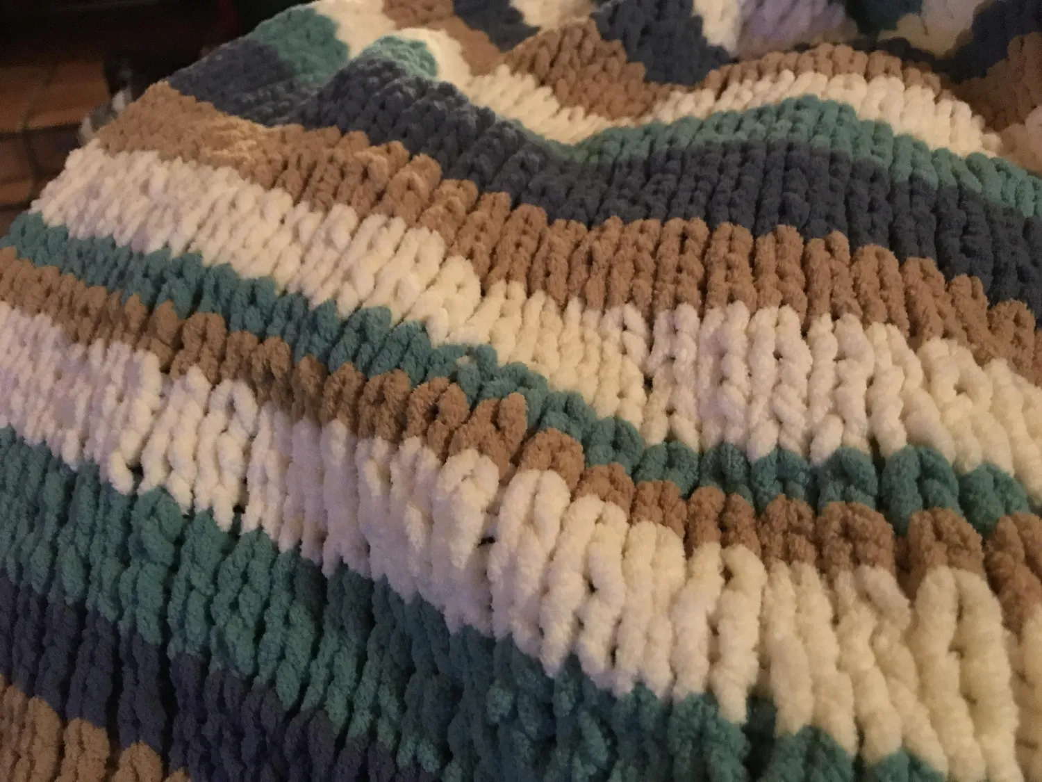 Bernat Blanket Stripes Chenillegarn 300g Streifen