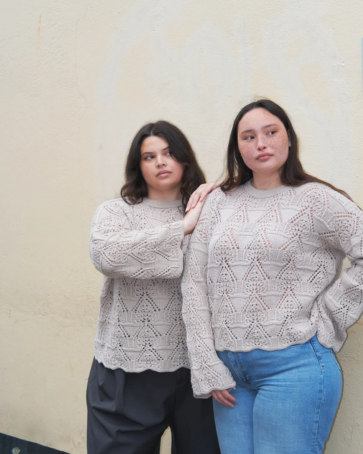 Knitting for Olive Madeleine Strickanleitung Lochmusterpullover deutsch
