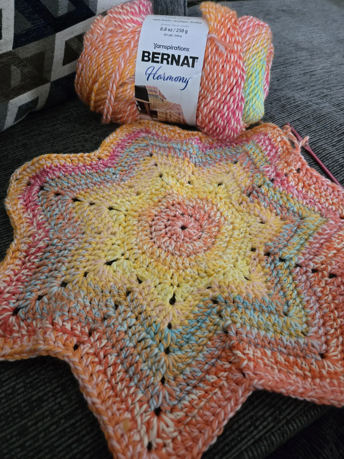 Bernat Harmony Farbverlaufswolle 250g bunter Marl-Effekt