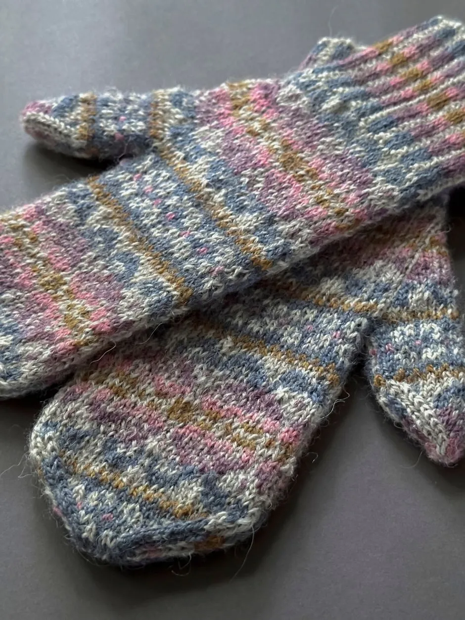 John Arbon Marcela Strickkit Handschuhe Colorwork Set