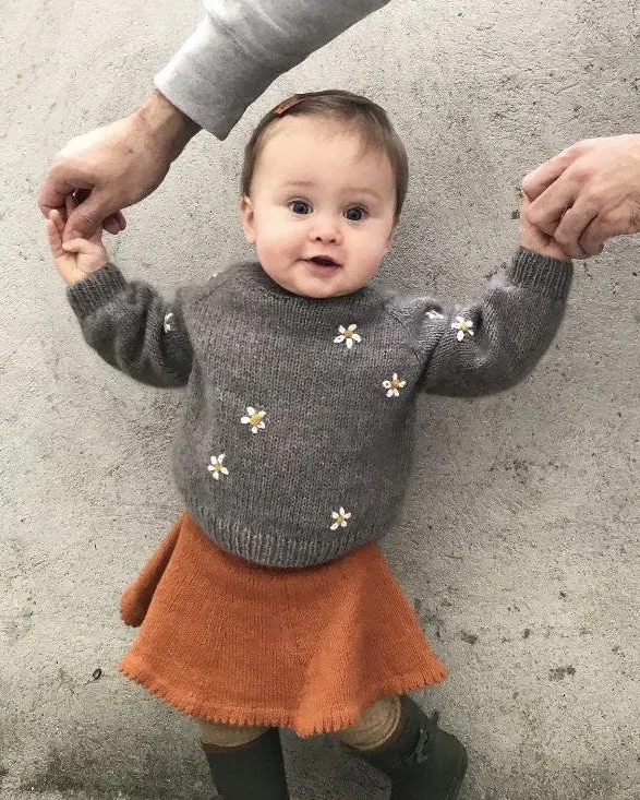 Knitting for Olive Daisy Sweater Kids Anleitung Deutsch Blumen