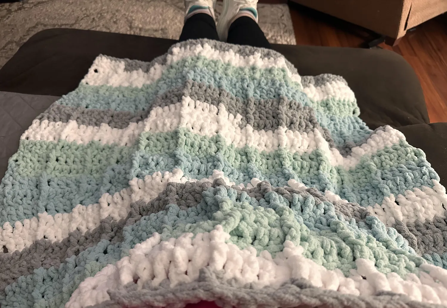 Bernat Baby Blanket Stripes Wolle Seaglass dick