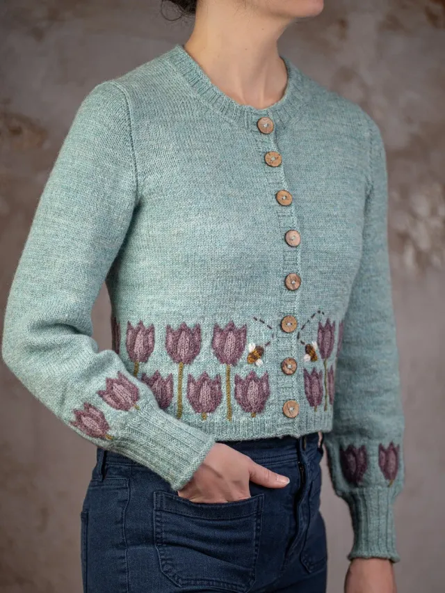 John Arbon Fosteriana Cardigan Strickkit Kurz Gr. 1-4