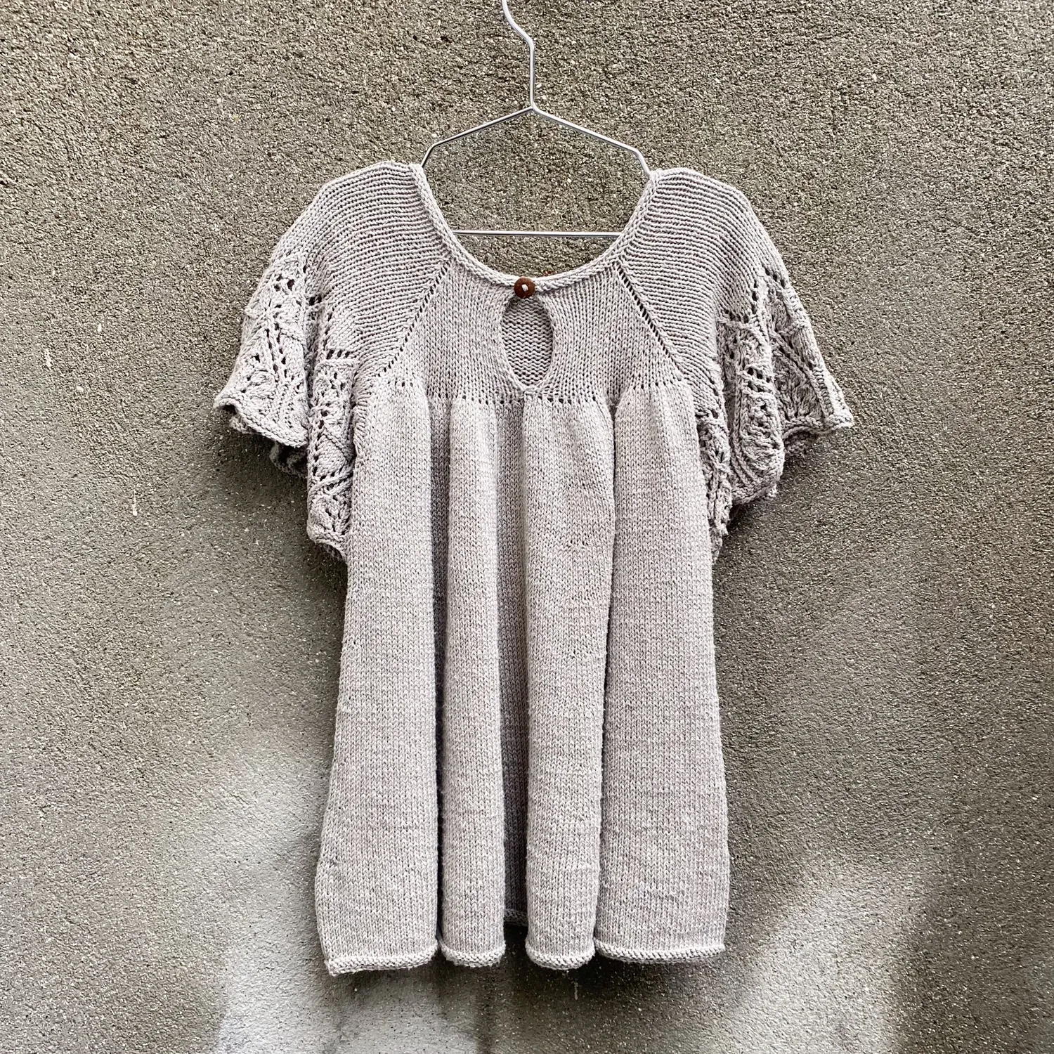 Knitting for Olive Lace Bat Anleitung Kinderkleid deutsch