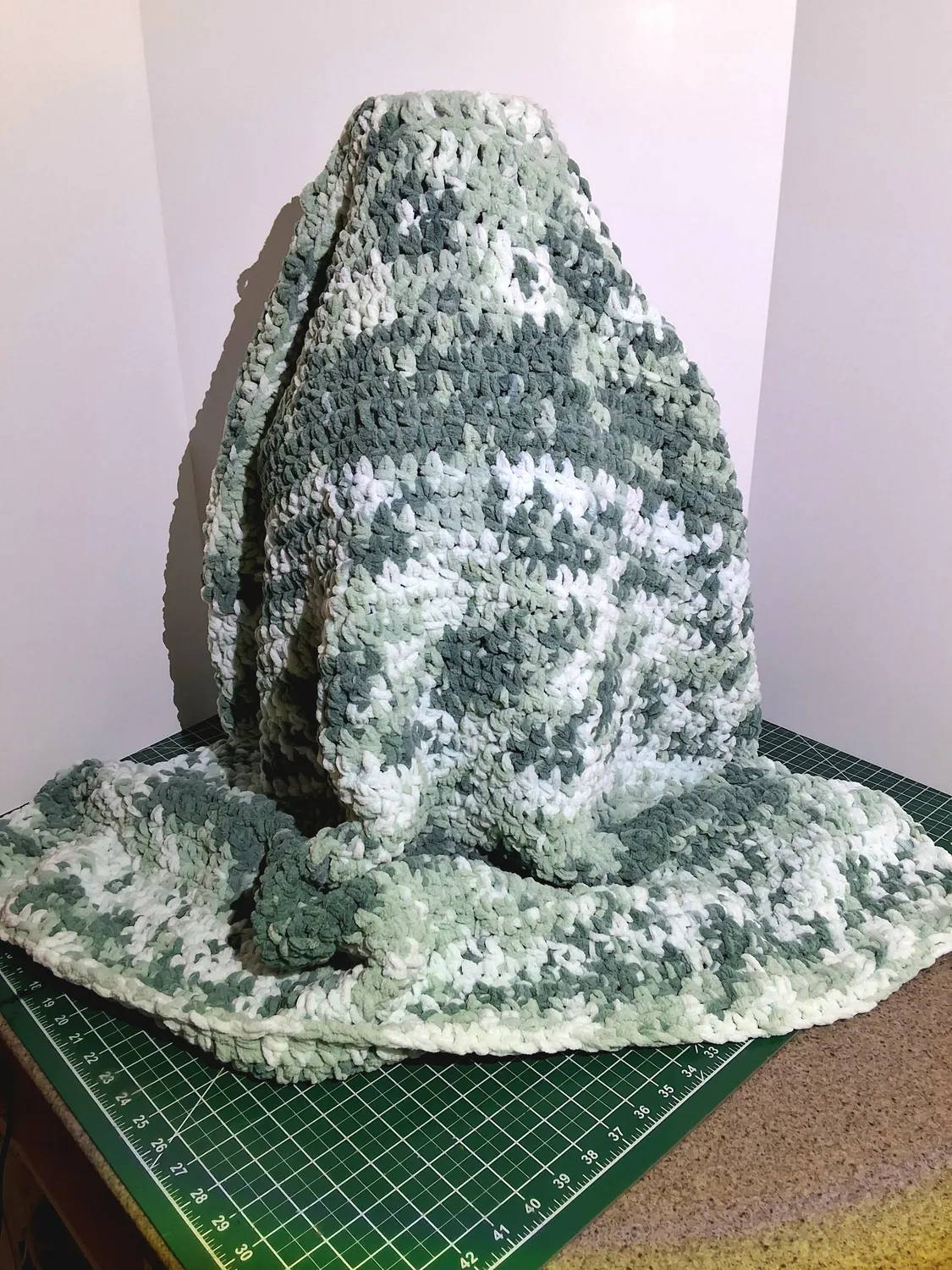 Bernat Blanket Pixel Garn 300g bunter Farbwechsel