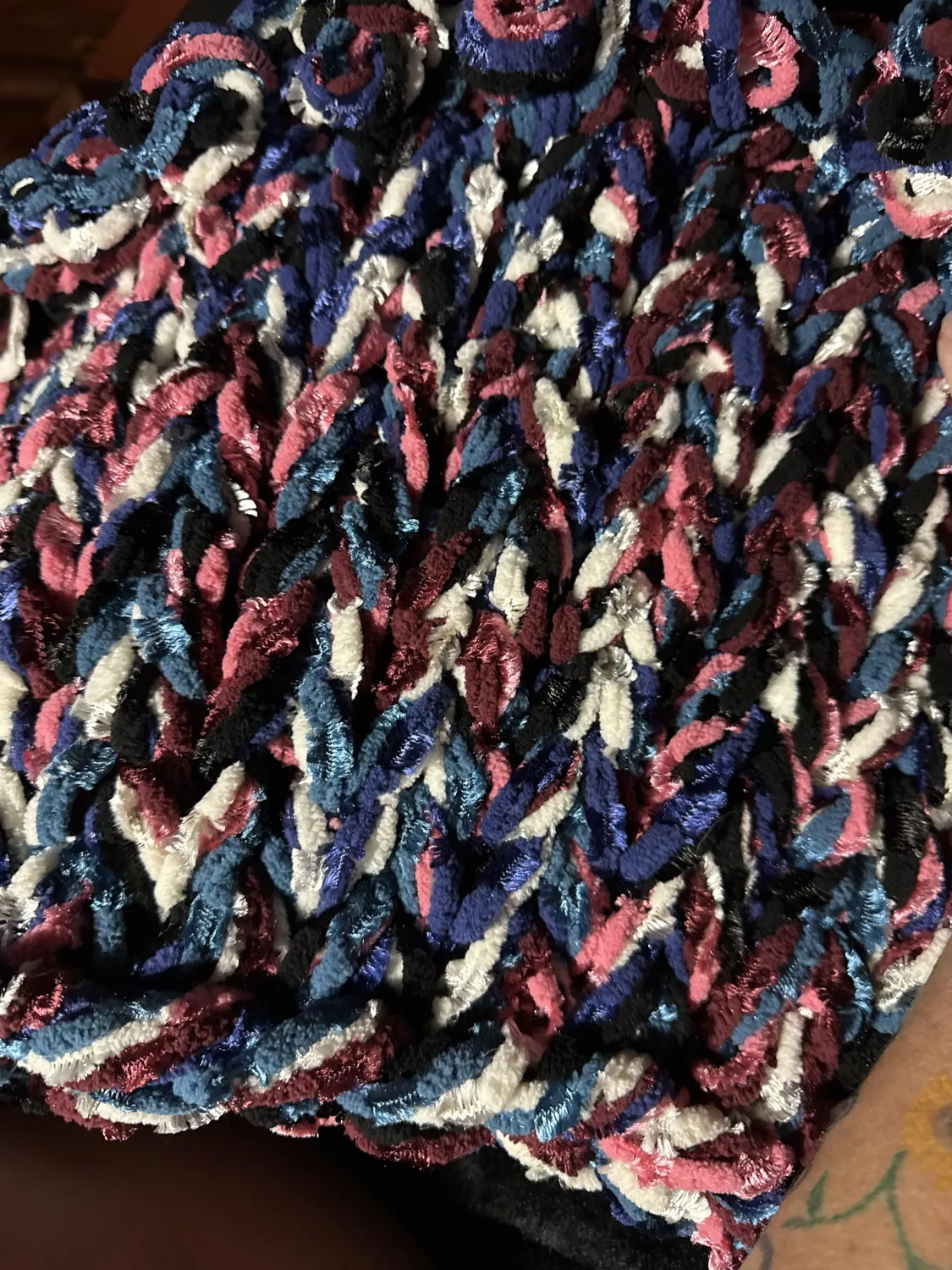 Bernat Blanket Matte & Shiny Chenillewolle 300g Glanzgarn Decke