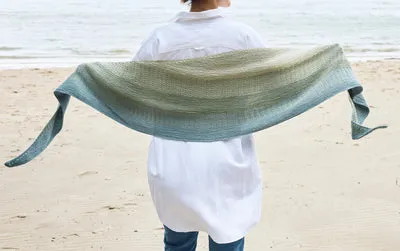Rosy Green Wool Tahniah Shawl Strickanleitung Halbmond